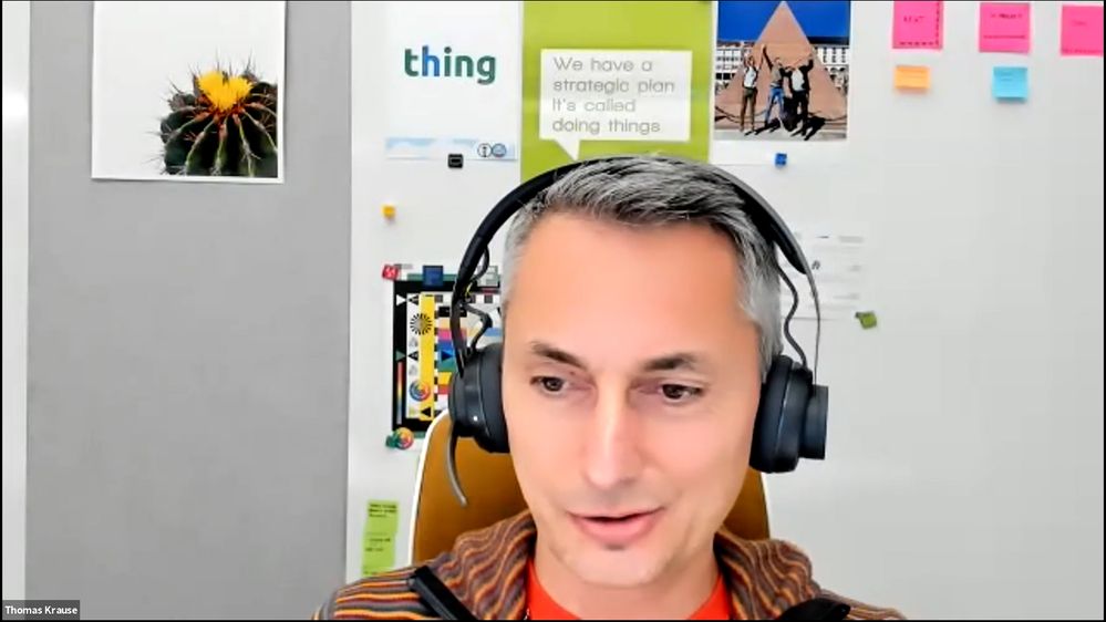 Panel4.00_01_30_05.Standbild008.jpg