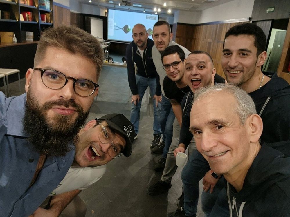 Post Ace Madrid - Selfy.jpg